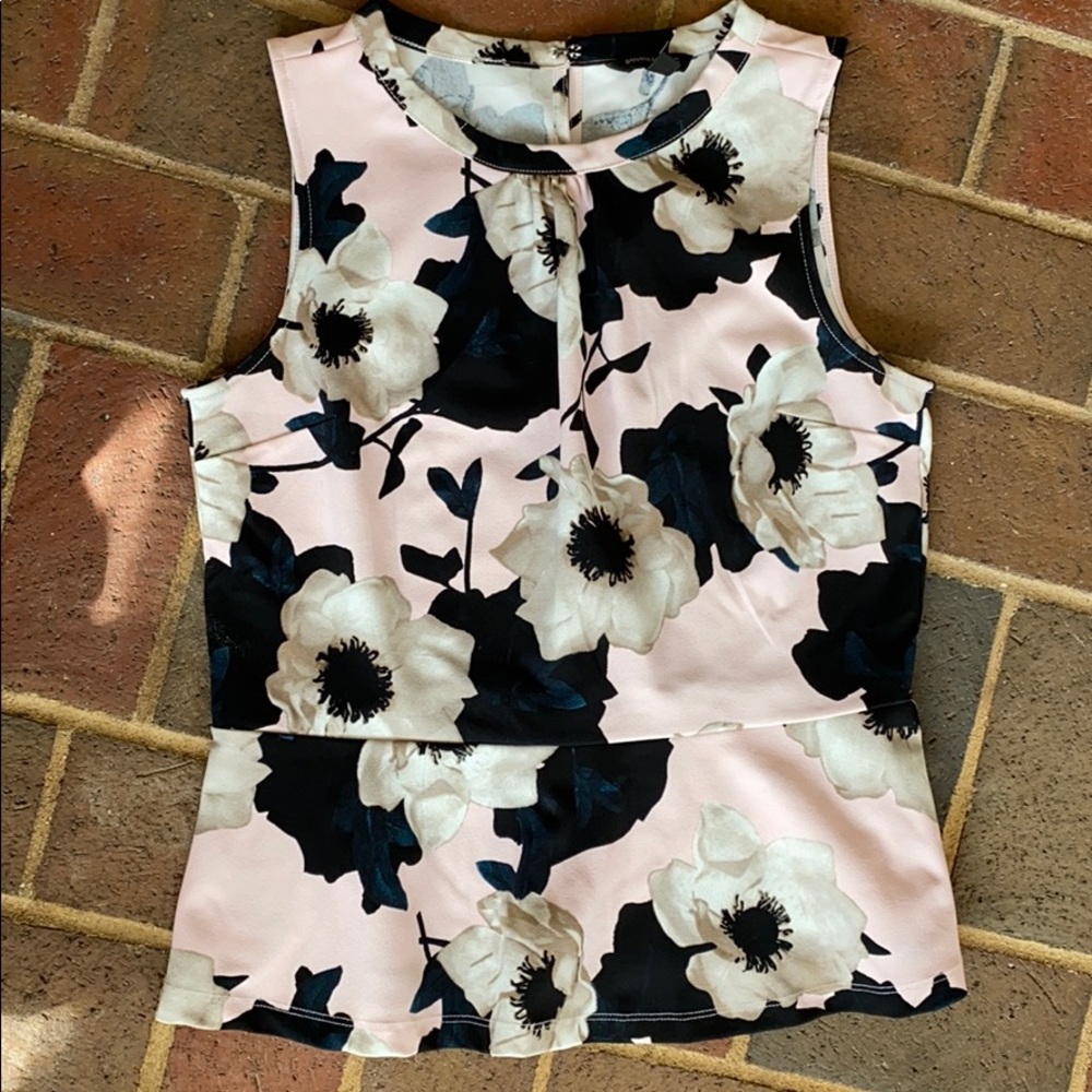 Floral Medium Banana Repubulic Top